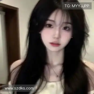 蓬盈晓